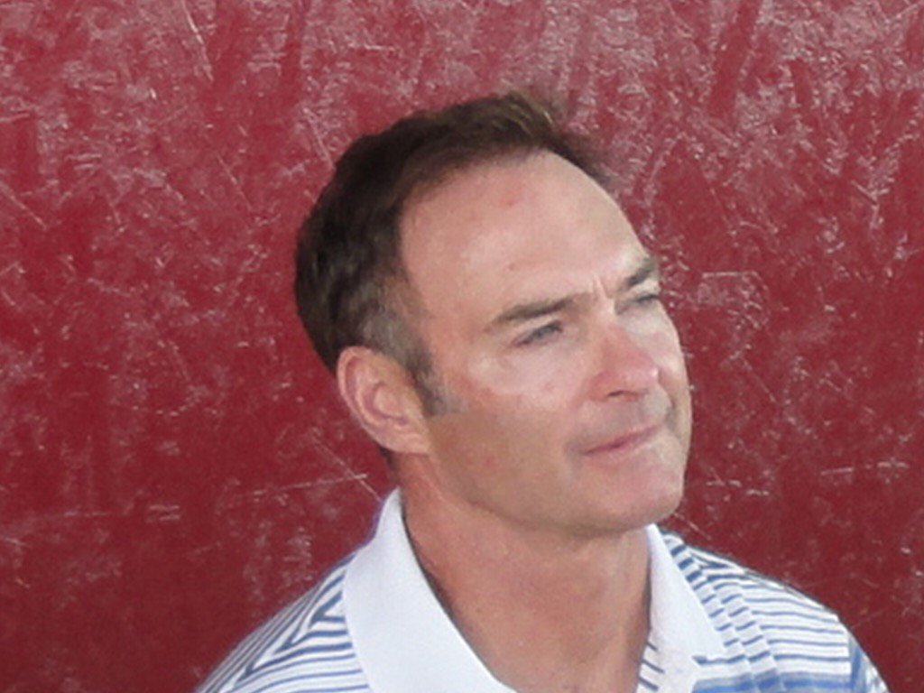  In 2011 I met & actually talked with this man Happy Birthday to Paul Molitor my childhood crush   