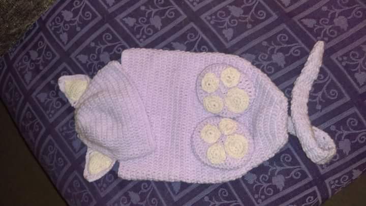 makesbakessews's tweet photo. Baby sleep cocoon in the form of a cat! Hat with ears, sleep cocoon with tail and detachable booties, really cute #homemadetreats https://t.co/By7hmX4jdZ