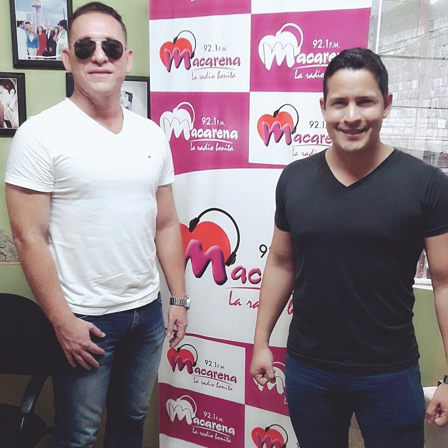 Gracias a la linda gente de Santo Domingo <a href="/fmmacarena/">Radio MACARENA 92.1</a> suena muy fuerte nuestros temas #PájaroHerido #Metocoperder Sigan Solicitando.