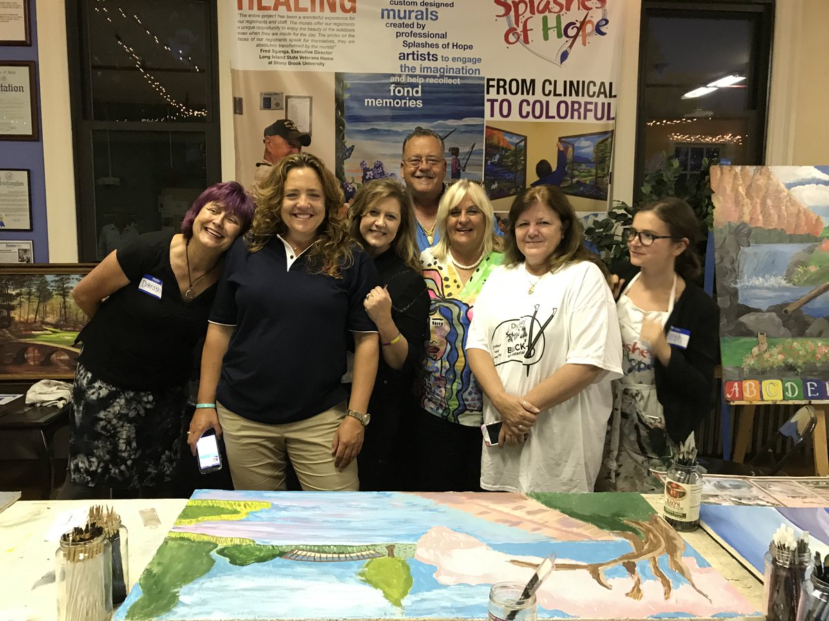 dynastybrush's tweet photo. ICYMI: New on the blog, Dynasty Paint night with @sandymctier and @SplashesofHope #dynastybrush #splashesofhope https://t.co/7xIYWN1RqB