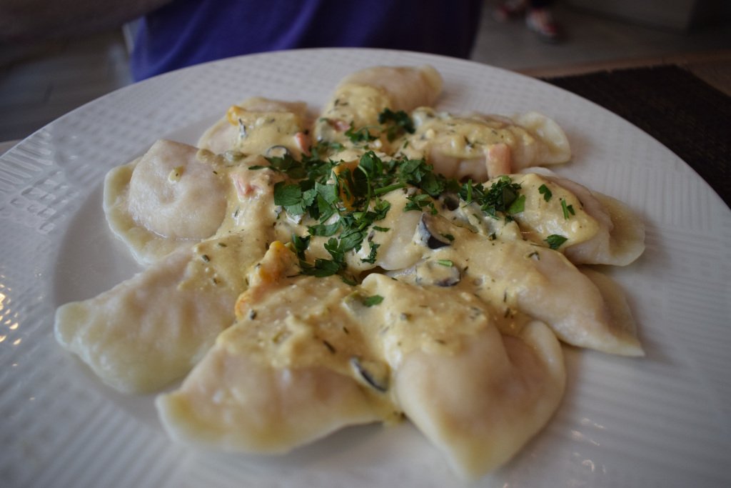 Gdansk Foodie Adventures – Day 2 sweetsourreviews.wordpress.com/2017/08/22/gda…