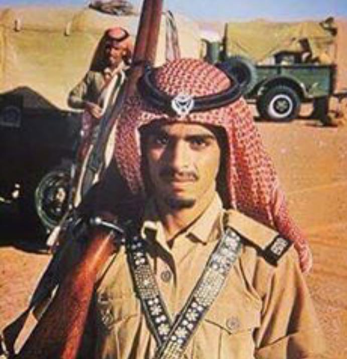 aalllaaa26's tweet photo. جندي م�� جيش باديه حضرموت #تاريخ_حضرموت
#كلمات_حضرميه https://t.co/DOMqt10t3X