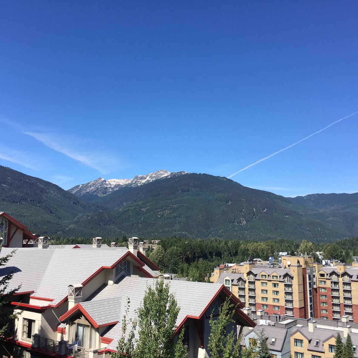 ConferenceJanet's tweet photo. Another ho-hum day with @SusanMaslin in #Whistler. @Westin_Whistler #Vacay #HeadedToThePool https://t.co/Ae6VGd6hHr