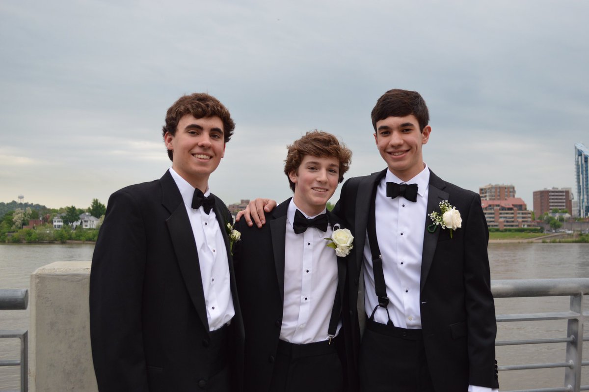 Happy birthday <a href="/LukeStiles27/">Luke Stiles</a> i hate you. Let's catch some hogs soon at 4 mile 👀#manoftheyear