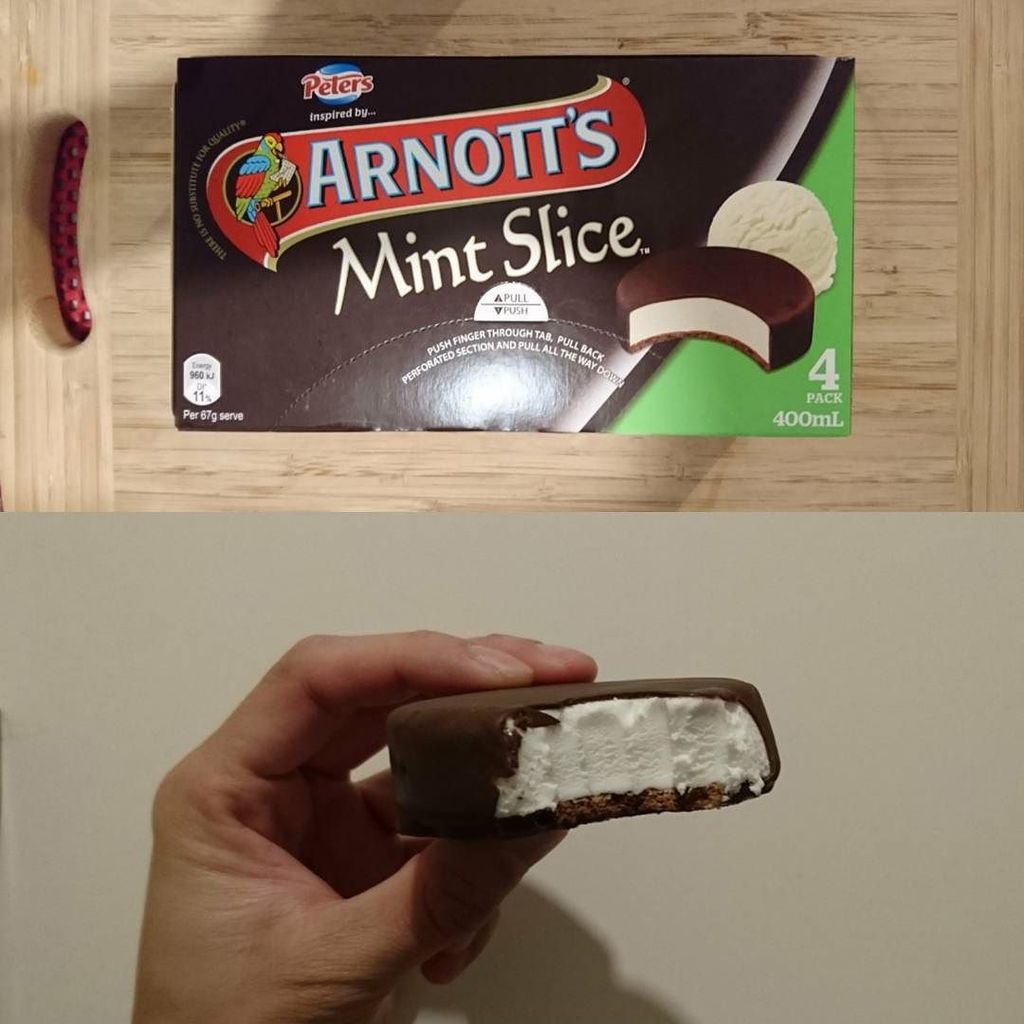 antzpantz's tweet photo. YUM. MINT SLICE ICECREAM

#instacream #tw https://t.co/VFZn2BVa05
