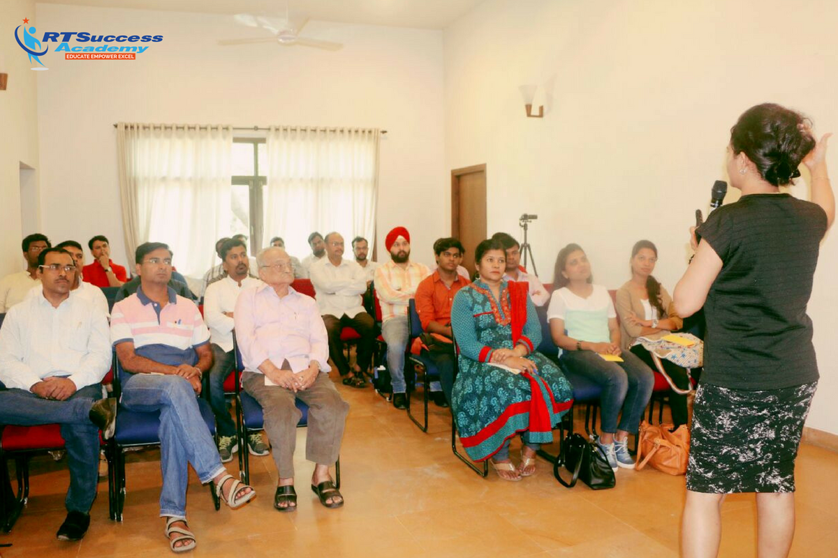 RTSuccessNLP's tweet photo. Day 3 Private session with change makers a Super Success. Feeling blessed to have impacted a total of 350 people in 3 days time. 
#RTSuccess https://t.co/GXyet5C7yE