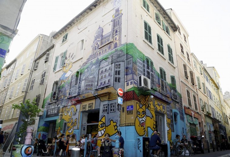 laprovence's tweet photo. Cours Julien : le melting-pot acidulé #Marseille #StreetArt https://t.co/Hcw4JyLS6R https://t.co/2KYuHWpHD9