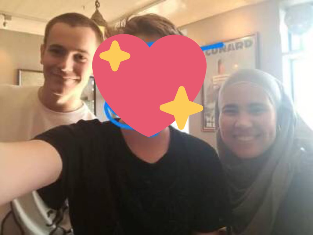 princelytarjei's tweet photo. THE CLOSEST WE HAVE TO A TARJEI IMAN SELFIE I LOVE https://t.co/uVaZX4LVOk