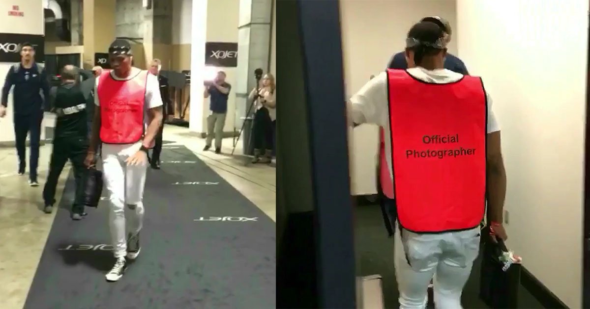 remaxLAR's tweet photo. This #paparazzi vest is a cool statement. #photos  https://t.co/fsN2tRFlCx https://t.co/TW2Tqc5VTU