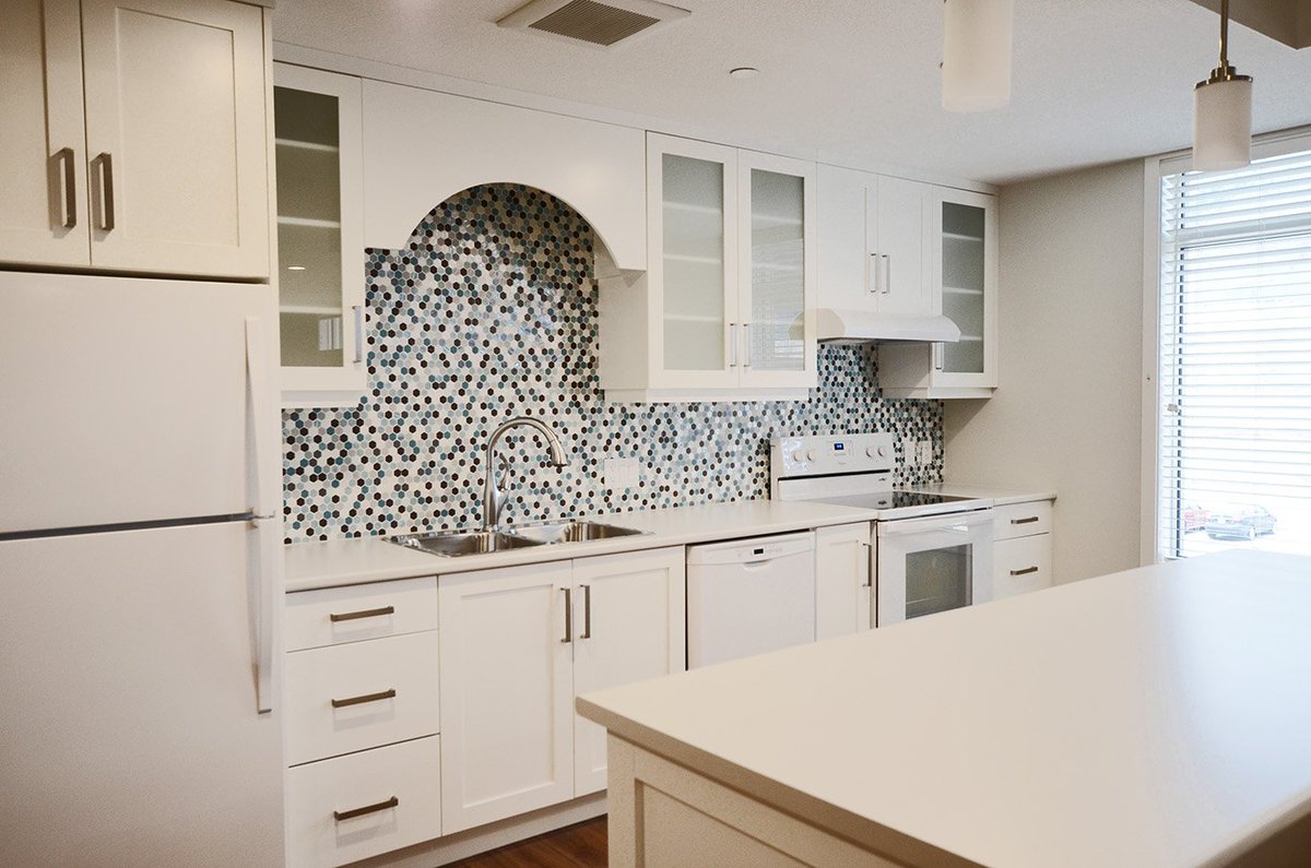 TheResidenceOW's tweet photo. Host large family gatherings at the in-house country kitchen, complete with full dining space #KamloopsRetirement #OrchardsWalk https://t.co/vFph4ZVpof
