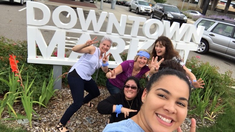 DistelWolfe's tweet photo. We can't thank @dtmarketgr enough! Our #scavengerhunt teams loved learning sustainability facts, meeting w/great vendors #teambuilding https://t.co/JOcQsNvTAG