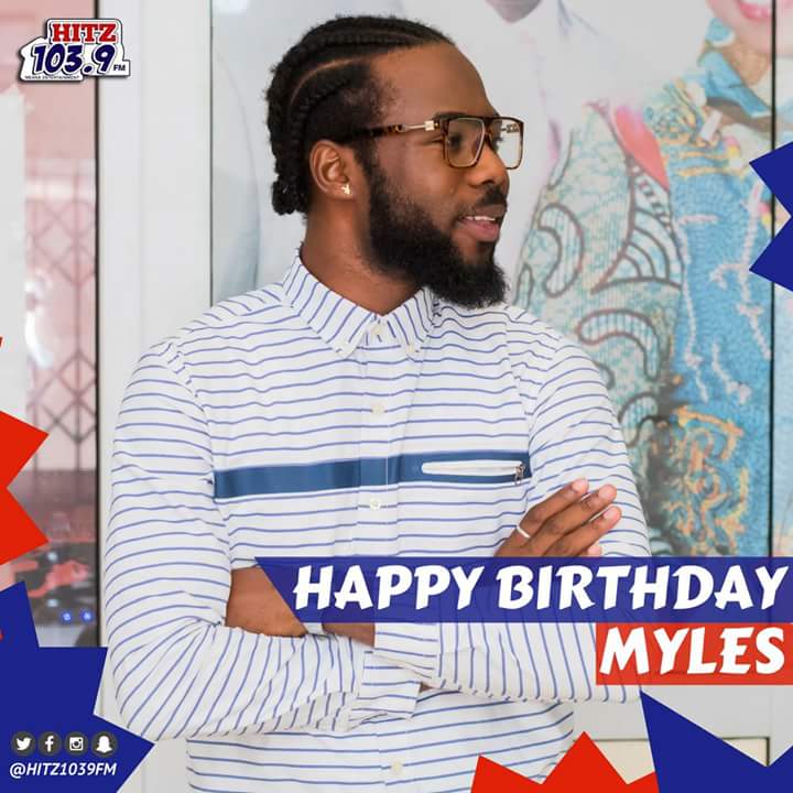 kwabenaLipolipo's tweet photo. @MylesRepGH you're so special i dey feel you bro,happy birthday @Hitz1039Fm @merquryquaye @DjIkonGh @micgizo #Cruisecontrol #RadioDressCode https://t.co/by07rvu4ap