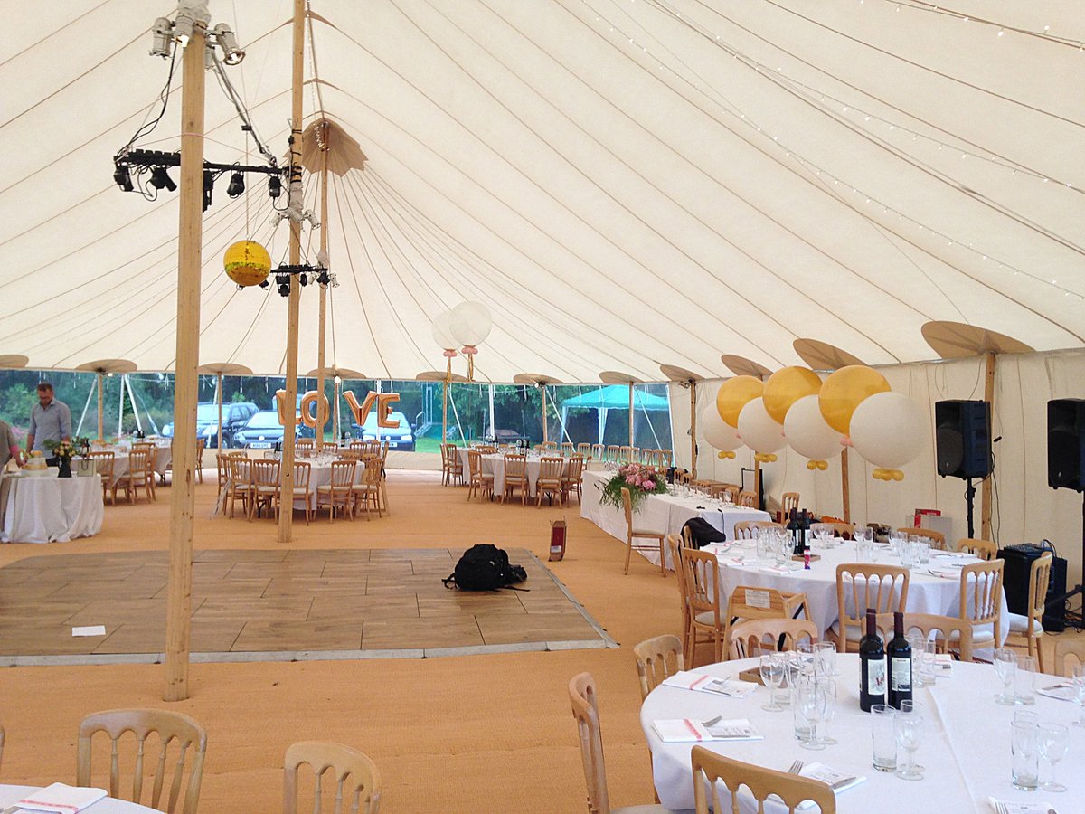 arden_events's tweet photo. Arden Events offer great value sound and light hire for your special event or #weddingday! https://t.co/epn1D7m9bL