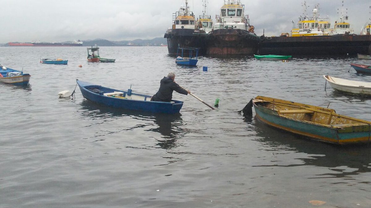 I'm at Galpão Petshop w/ <a href="/ignonatemyrbarr/">IGNO KALASHNIKOV</a> <a href="/wanzelleri/">Igor Wanzeller</a> <a href="/andrezaventur10/">Andreza TIM BETA</a> <a href="/matheusvicbeta/">Matheus Victor</a> swarmapp.com/c/2sIHntVelTv