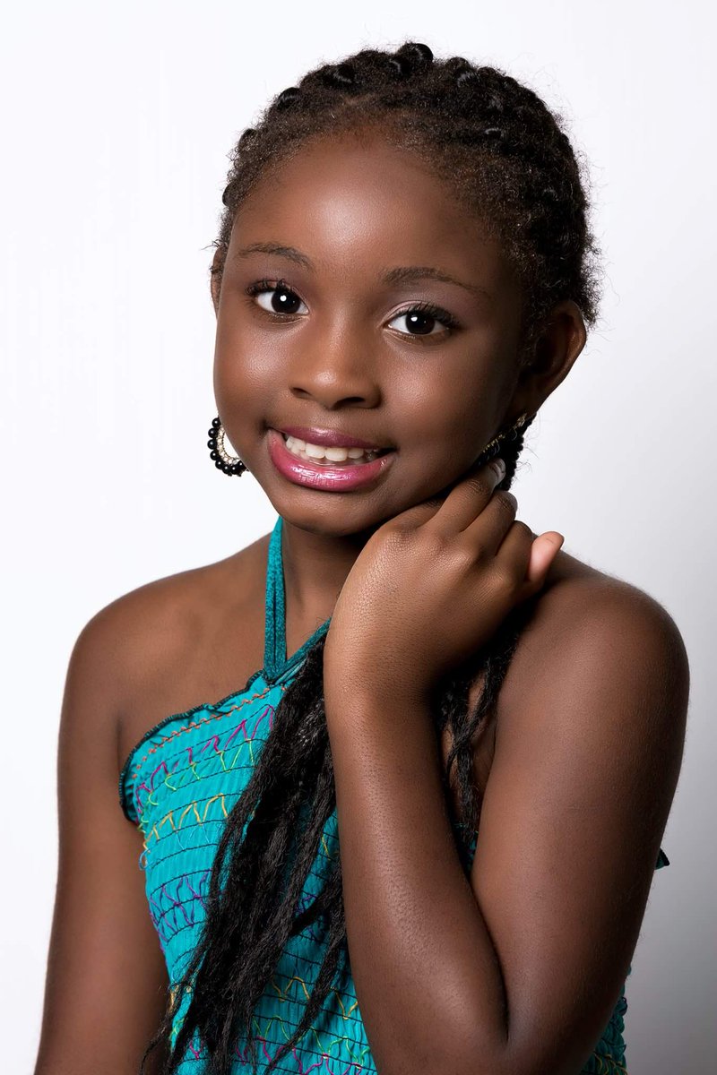 drew_enterprise's tweet photo. Need studio portrait here is a sample of my work #drewphoto https://t.co/q1vs28A7ji