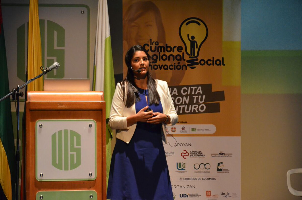 UIS's tweet photo. Alexandra Berrio, CEO de @AssistiveLabs, cuenta su experiencia sobre la Creación de nuevos enfoques para el aprendizaje y la educación https://t.co/61W1ki6wnx