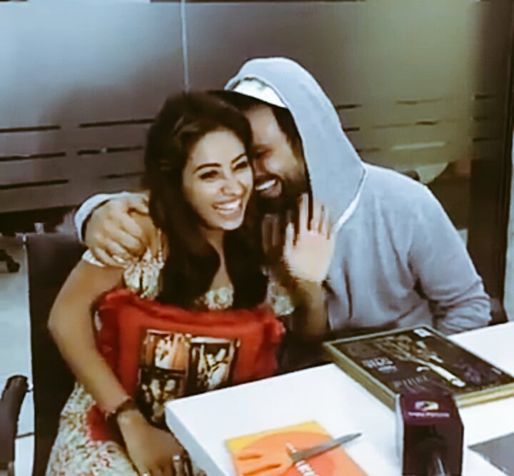 epiphanicher's tweet photo. My Babies
#HappyBirthdayAshaNegi https://t.co/T8AJHZfJqW
