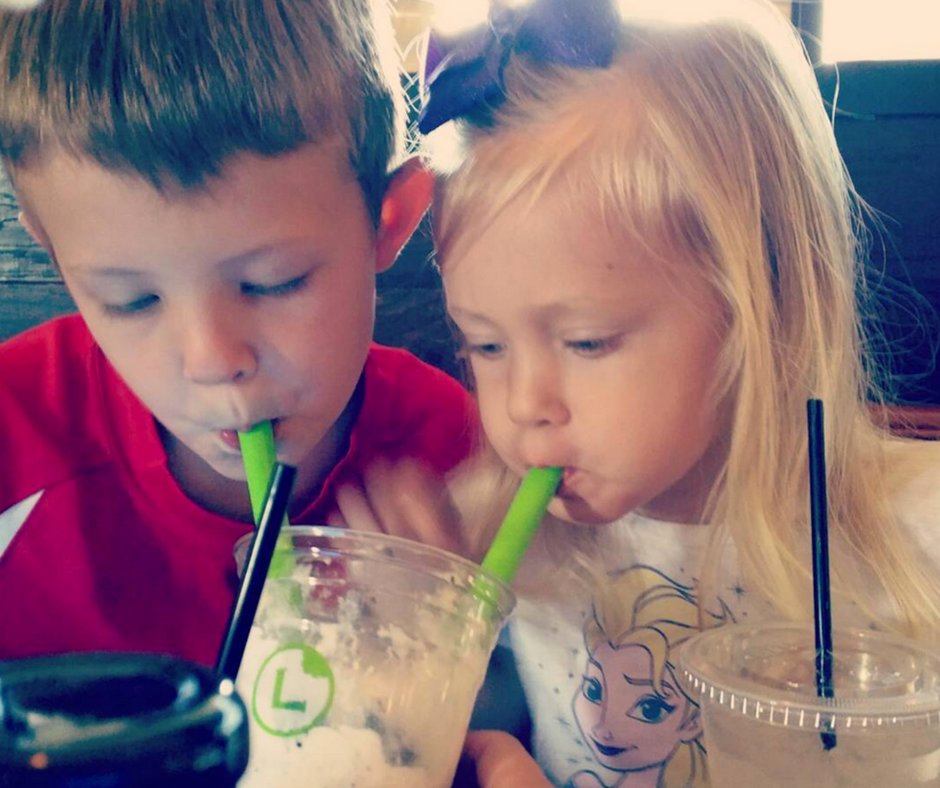 LibertyBurgerWY's tweet photo. Staying young at Liberty Burger!
.
#enjoy #little #tobeyoung #milkshake #hotday #sunny #fun #share #tetons #visitjacksonhole #diningjh https://t.co/7lFVyxCz9R