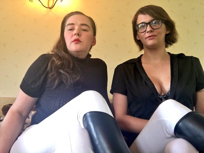 #doubles available Wednesday from 4pm in #preston with @LadyRebecca14 who wants to play?! #femdom https://t<a href="/tag/doubles"class="tags">#doubles</a><a href="/tag/preston"class="tags">#preston</a><a href="/tag/femdom"class="tags"><span>#femdom</span></a>