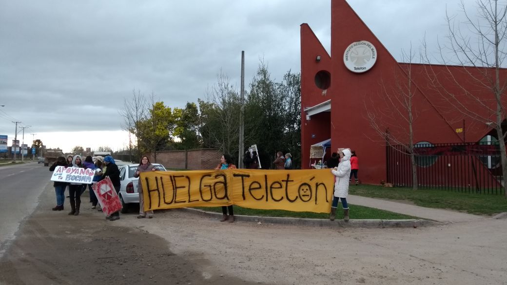 MariaElenaIbae3's tweet photo. #huelgaTeleton
Son ellos los que hacen la pega!!!
y son otros los que se llevan los creditos,sino no estarian en PARO.
Mano de vuelta... https://t.co/3YDKlL26Sf