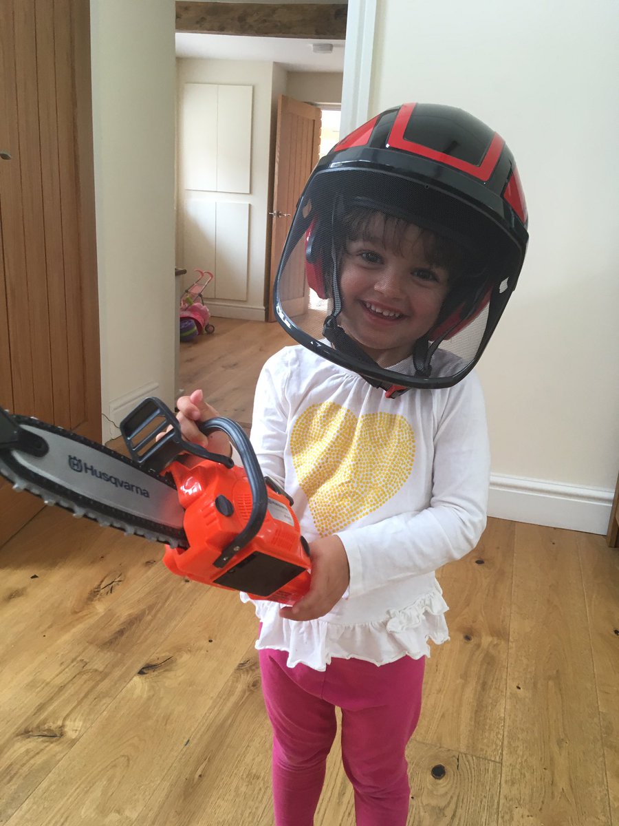danstreesand's tweet photo. New recruit! https://t.co/mYTshmmuRe