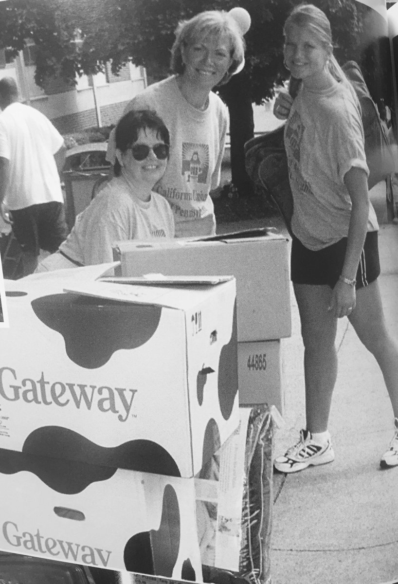PennWCalifornia's tweet photo. #MoveinMemories 20 years ago incoming freshmen packed their high-tech Gateway desktops. Make sure to pack all of your favorite tech! ๐ป๐ฅ๐ฑ๐จ https://t.co/mLKk4oQbkl