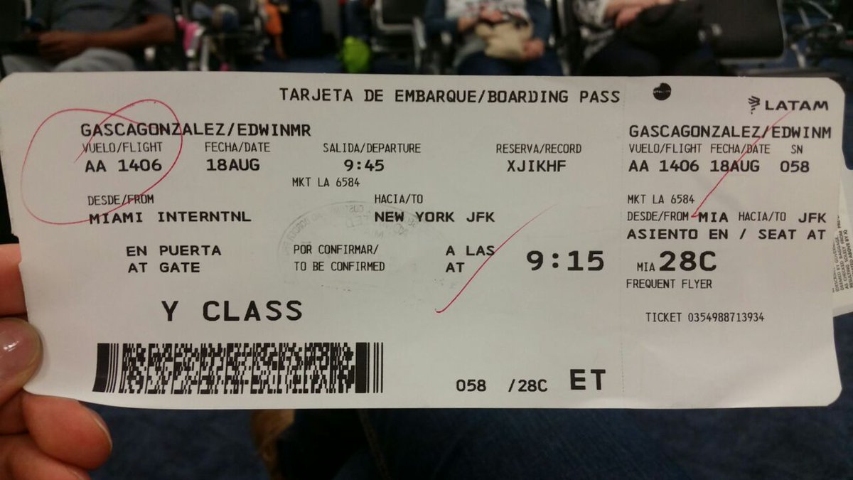 wilinsanchez's tweet photo. @AmericanAir @AmericanAir mi nombre es Wilin Sánchez, correo wilin1296@gmail.com para la respuesta de esta reclamación. O me informan cómo puedo hacer. https://t.co/CxOmP18lIS