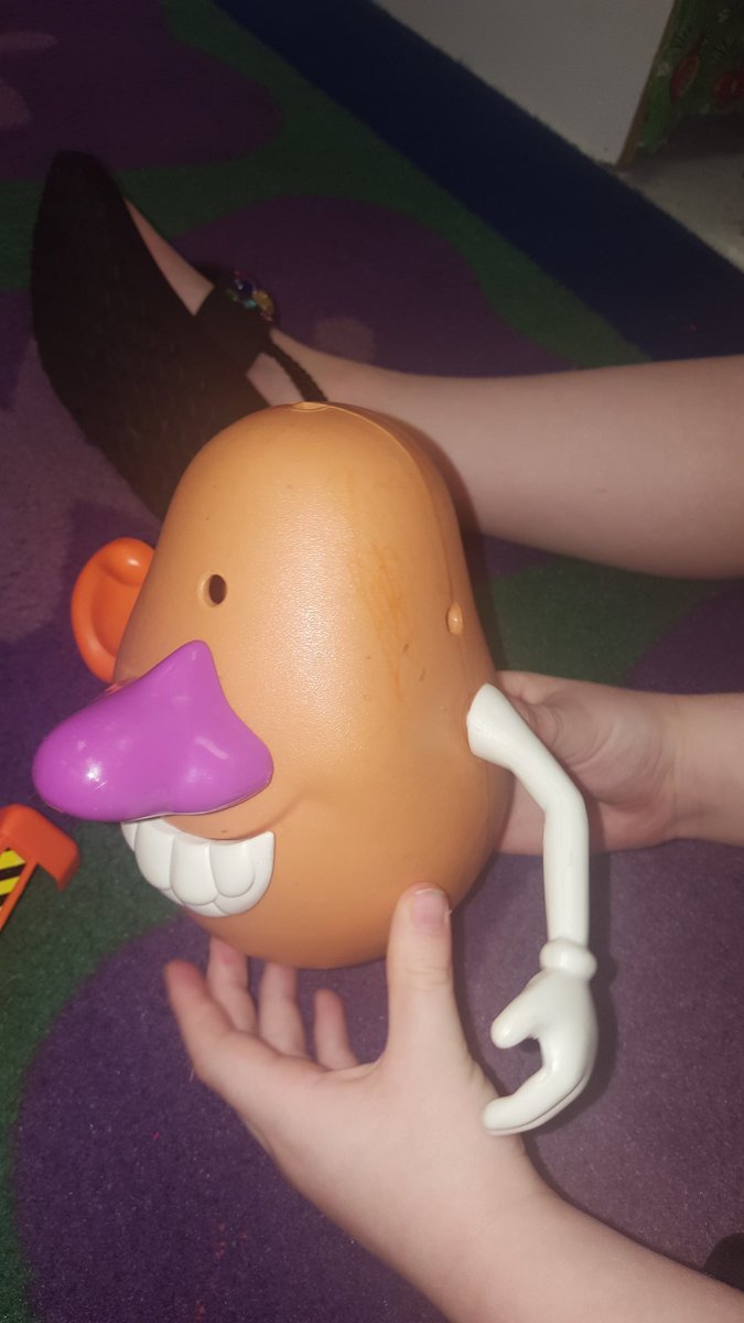 PreKTeacher22's tweet photo. Working on body parts and the five senses with a potato head game! @mrsmc_ees @DKS4PV @MadCoSchools @HomeoftheCubs https://t.co/YwftA4X5ub