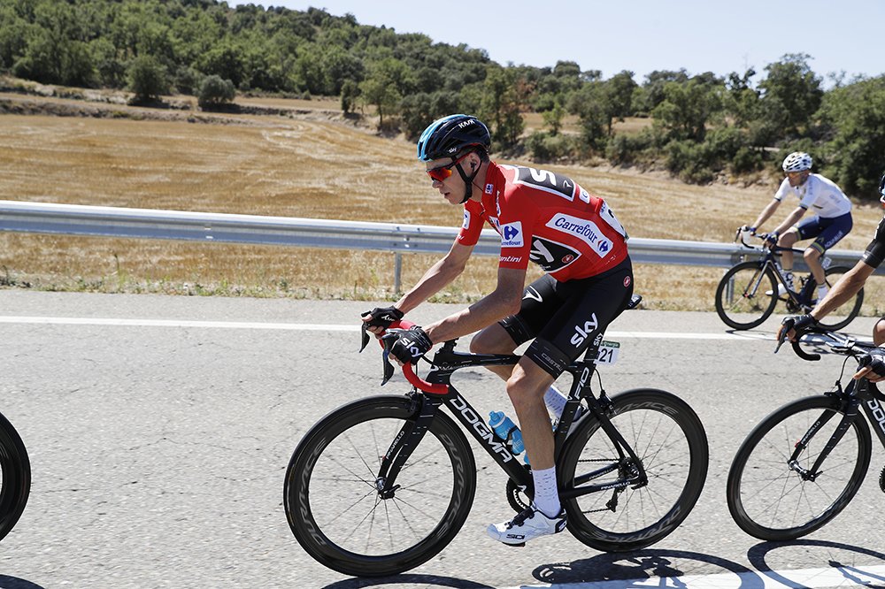 ¿Quieres ganar el maillot de líder? LA ROJA 🔴
¿Want to win the leader's jersey? LA ROJA 🔴
👉 FOLLOW <a href="/lavuelta/">La Vuelta</a> + RT 👈

📸 <a href="/PhotoGomezSport/">Photo Gomez Sport</a>
