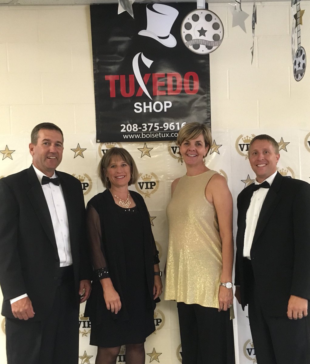 CapitalBSD's tweet photo. S/O to @wild101 and Tuxedo Shop on Ustick for making the premier of the 2017-18 school year a success!! #likeaneagle https://t.co/V1L33o1Ohh