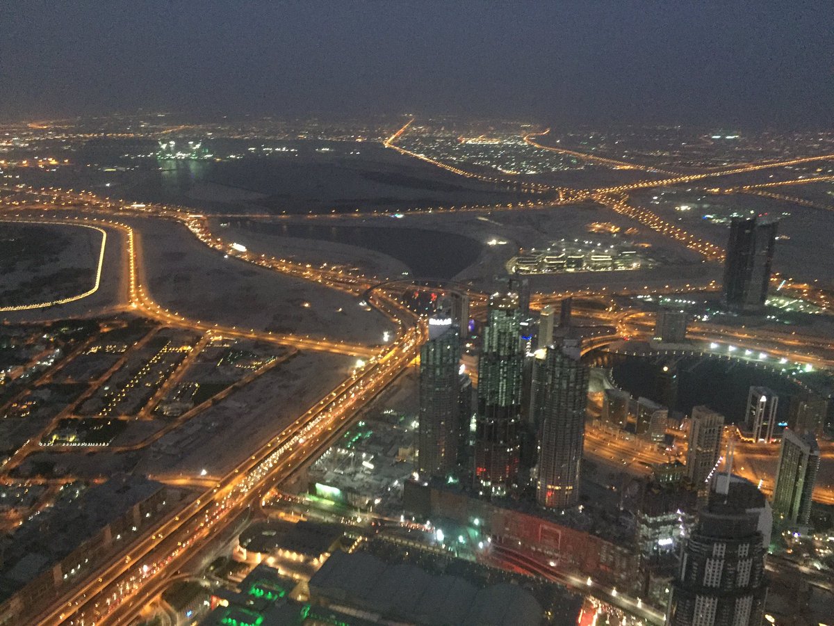 Vandaag het hoogste gebouw ter wereld bezocht. Geweldig mooi uitzicht vanaf de 148e verdieping! #BurjKhalifa