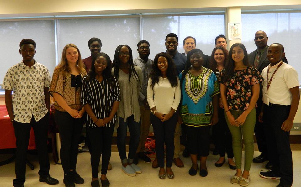 TheArcofMass's tweet photo. Congratulations to the new graduates of LifeLinks Urban Youth Collaborative Program! https://t.co/sAgLsdYSLH https://t.co/9inq1r640E