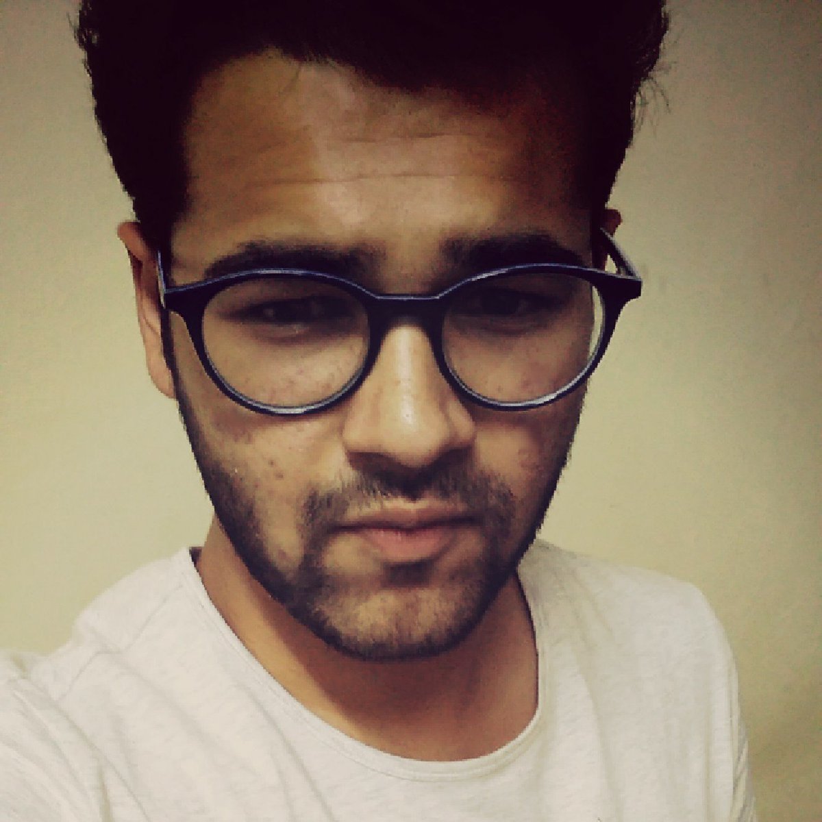 pranav2340's tweet photo. #NewProfilePic https://t.co/PLuEZemVAs