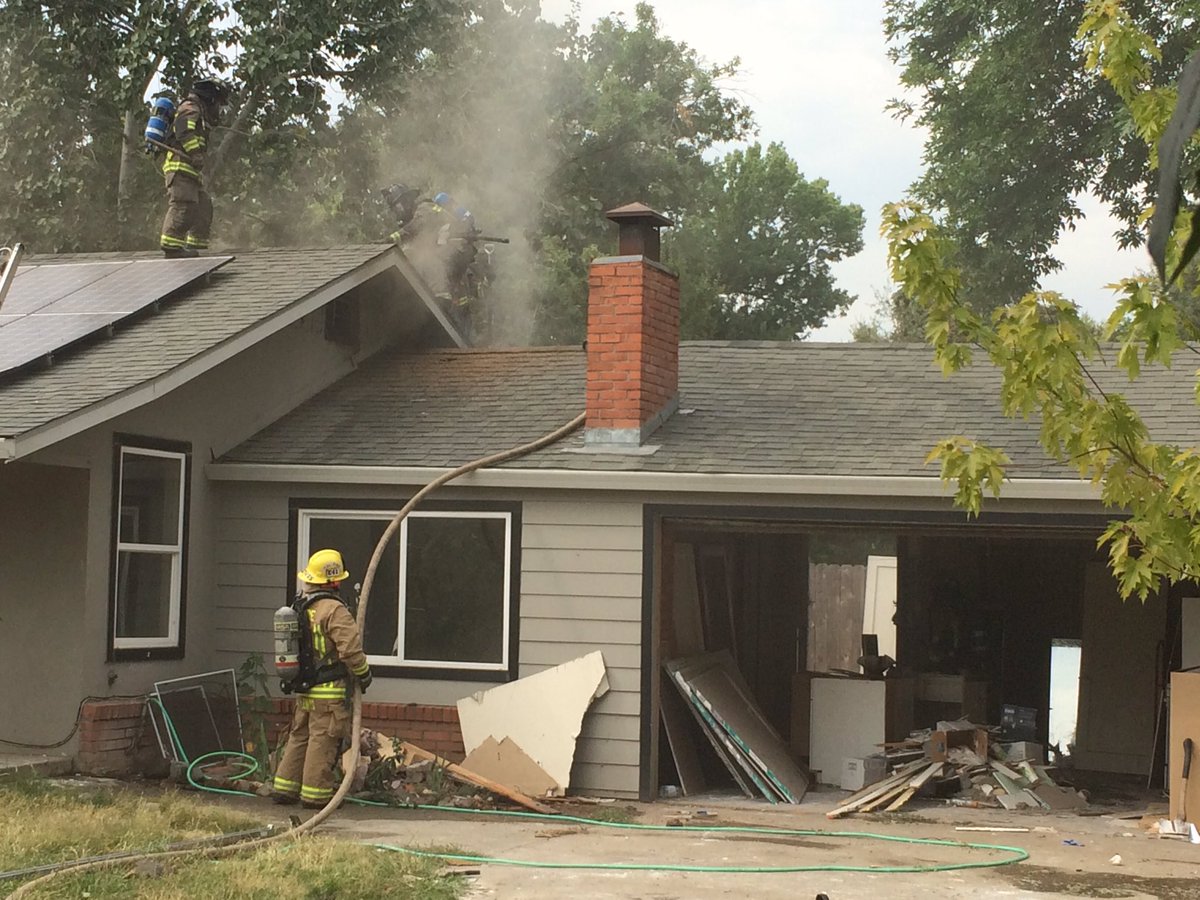 billhusa1's tweet image. #ChicoFire on scene of structure fire at 2429 Irene.