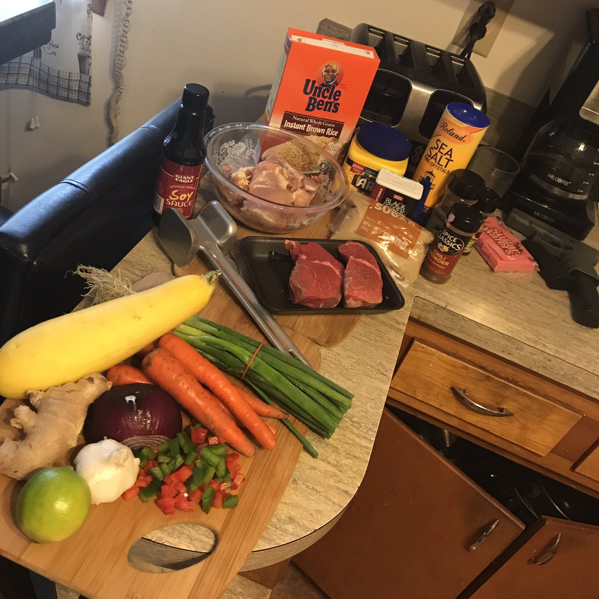 sack216's tweet photo. Benihana tutorial real quick, gather round chilren https://t.co/TzxieVBXzG