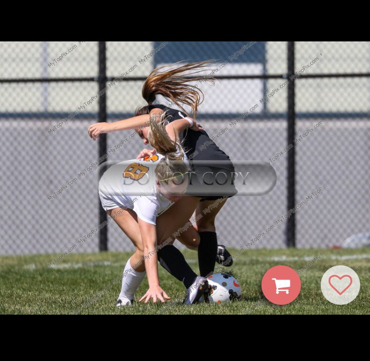 paige__peterson's tweet photo. First home game @ 4 be there 😈⚽️ https://t.co/VbjePW28Hc
