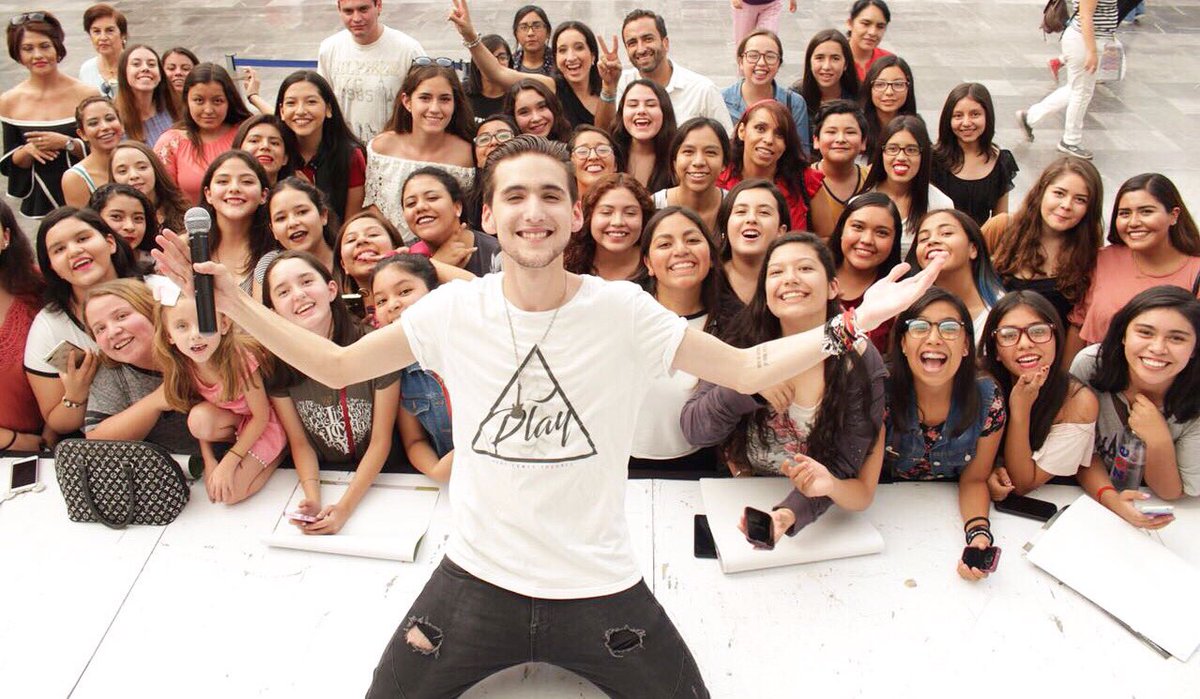 pablocampos98's tweet photo. Aquí el recuerdito de un fin de semana increíble 😍🙏🏻❤️ ¡Gracias a mis amigos de @FxTeamMx por el apoyo! #MuchaMúsicaPorVenir https://t.co/PIBzvCs4vY