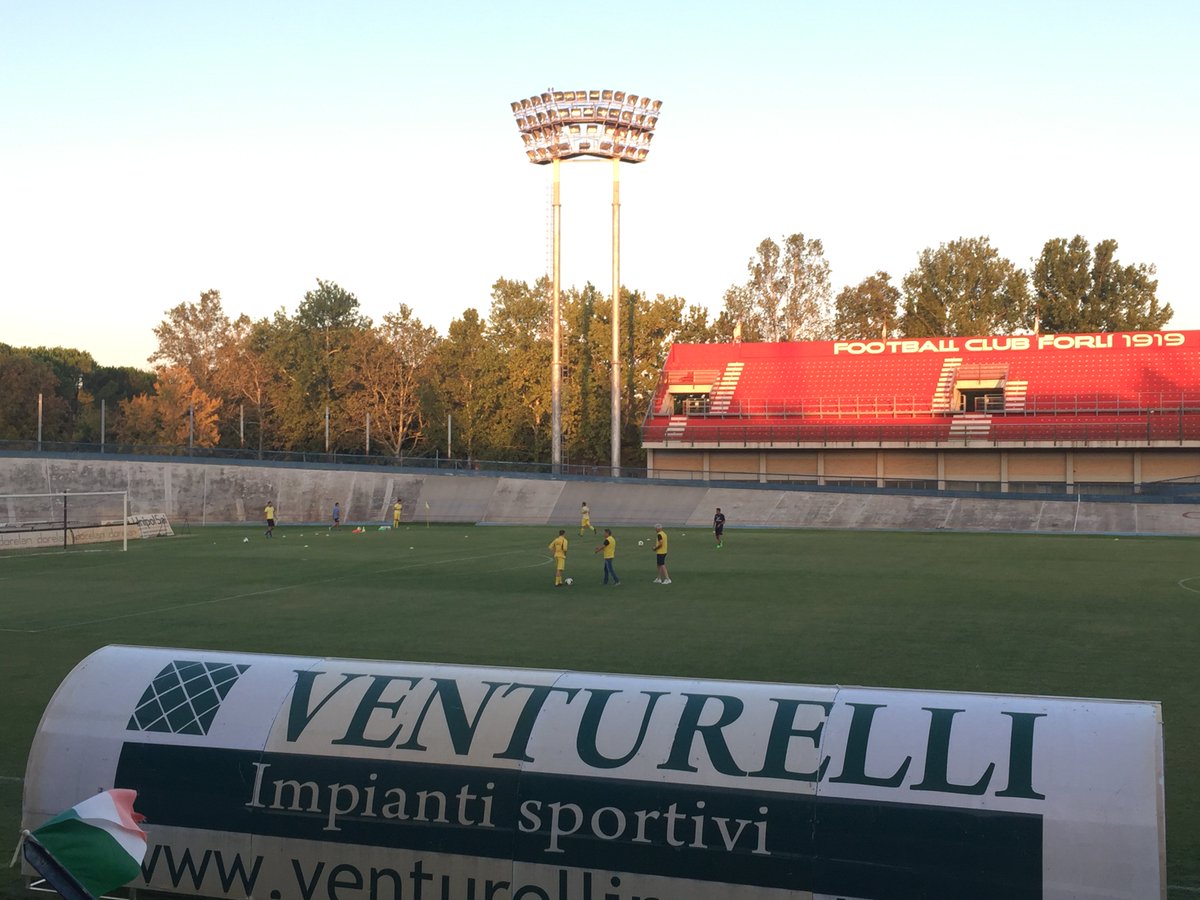 Il Sasso Marconi si sta riscaldando.
Alle 20:30 inizia la prima partita ufficiale della Stagione! #CoppaItalia #SerieD #ForzaGalletti