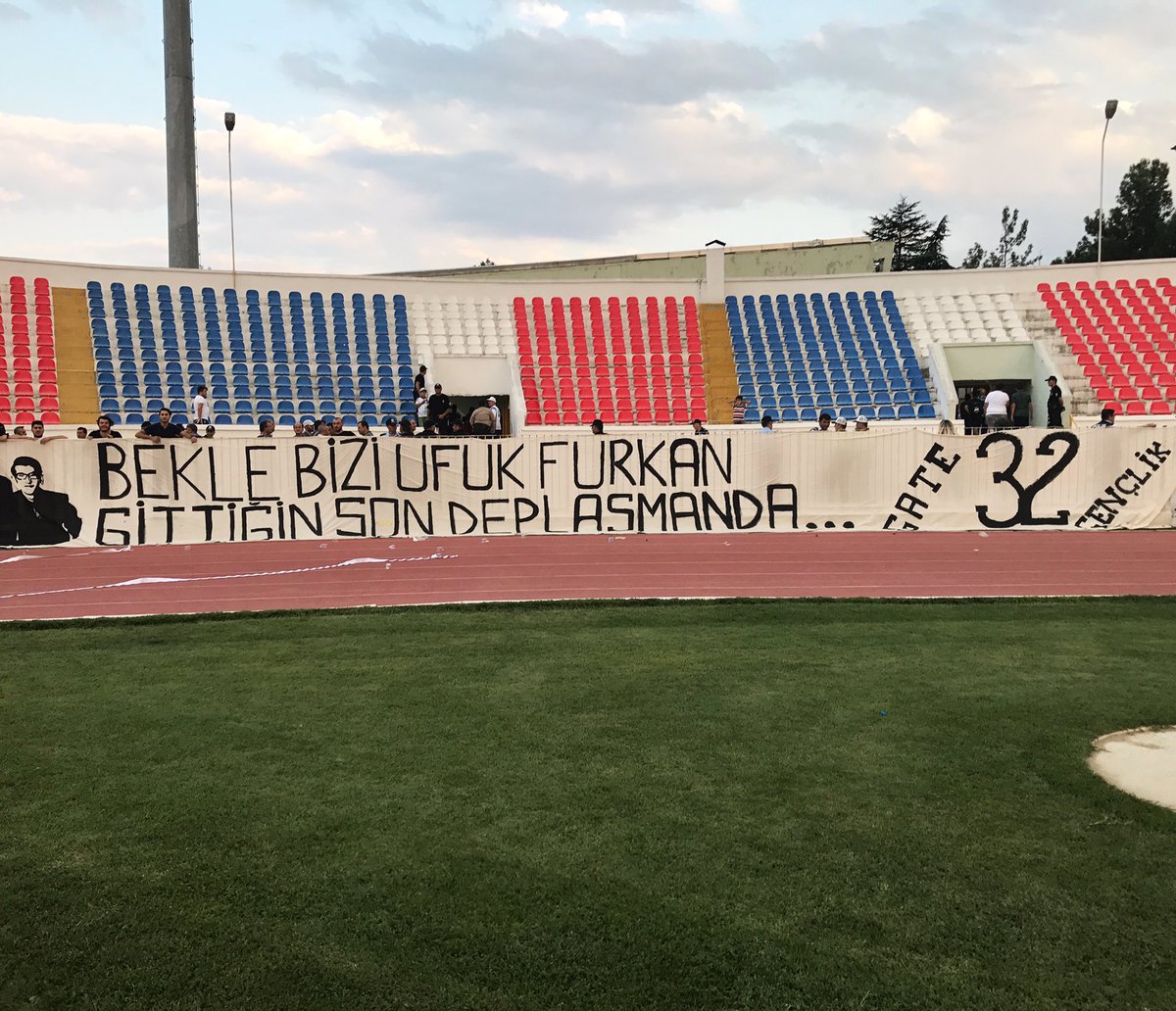gatee32's tweet photo. Sensiz kötüyüz,beteriz.. https://t.co/HIU3weRZe7