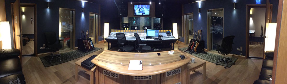 Back in Glasgow, laying down lots of new music!