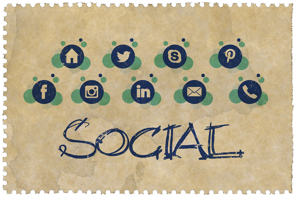 arcbusiness's tweet photo. Three more days to register for our FREE #social #selling webinar! https://t.co/ysM6fWB6qR https://t.co/pCnZyVAQZF