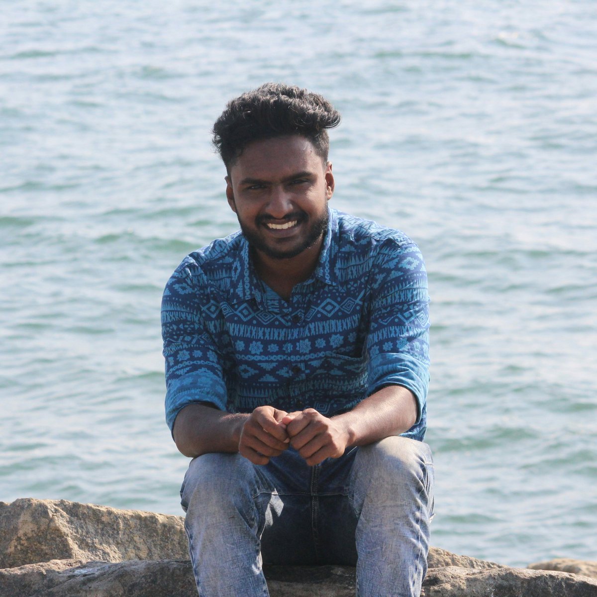AbbiJith's tweet photo. #NewProfilePic https://t.co/K6TsK2hbNN