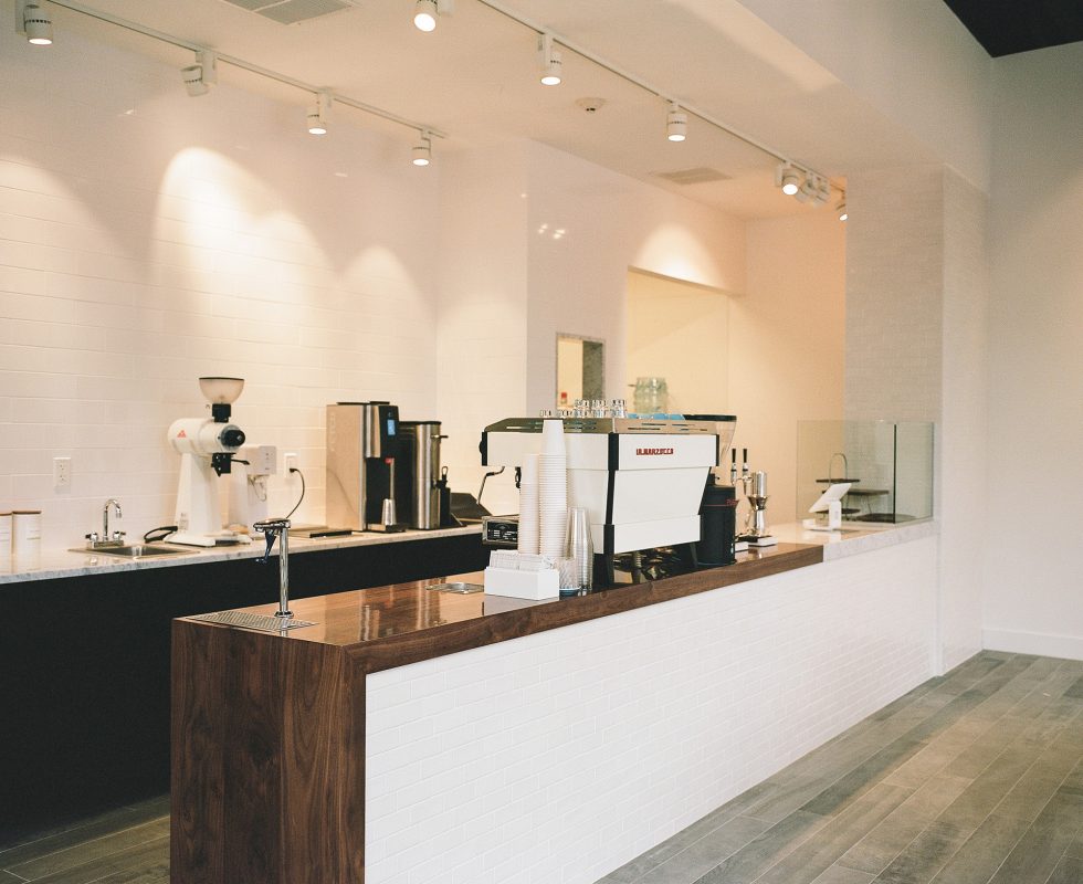 sprudge's tweet photo. A beautiful cafe and beautiful coffees come to Cambridge at @BroadsheetRoast. #buildouts https://t.co/OgZe3gRNd5 https://t.co/D9KRIFBPRG