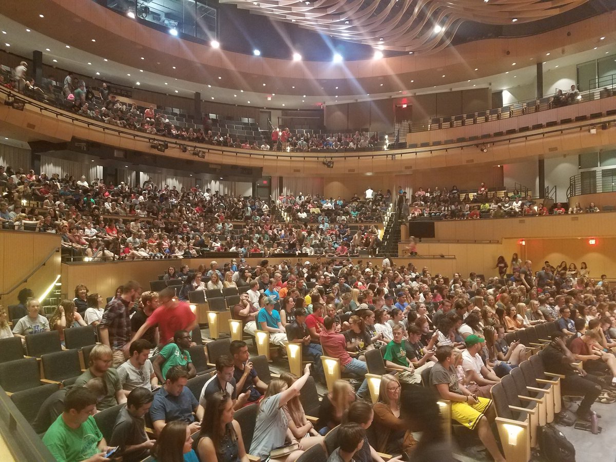 PastorGriff1's tweet photo. I just had an opportunity to engage over 1,000 @LibertyOSD student leaders with @doug_damon on Engaging Racial Differences #proactivetalk https://t.co/Lg7tzIjPVt