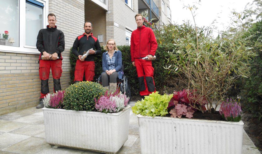 Terugblik: 'Hovenier Helpt' buurvrouw Annika <a href="/HuizerNieuws/">HuizerNieuws</a> huizernieuws.nl/nieuws/human-i…