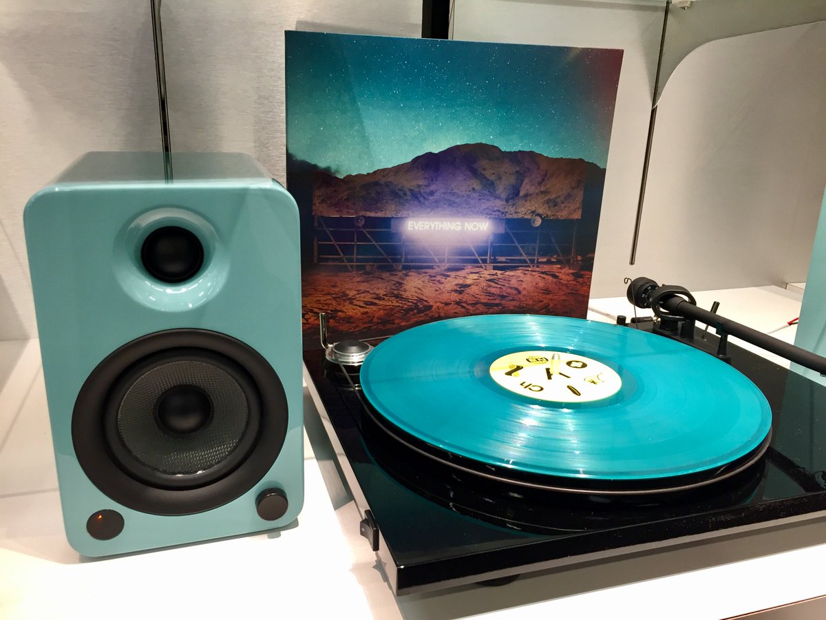 .@arcadefire's EVERYTHING NOW has coloured vinyl... a nice match for the @kantoaudio speakers in our Vinyl Starter system! @EverythingNowCo