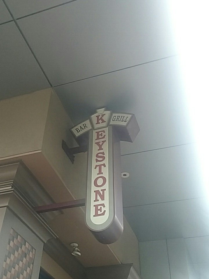 ComHouseNichole's tweet photo. Look forward to seeing Dead Pony Club on tap @Keystonebar https://t.co/OAeMnnr7la
