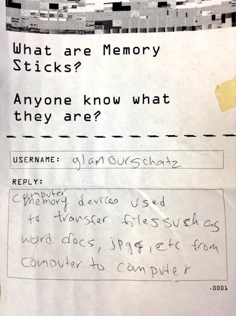 HelpEarthRover's tweet image. Basic mission .0001 completed by @glamourschatz - anyone else use #memorysticks ?? Is computer2computer #nsfw? 😳