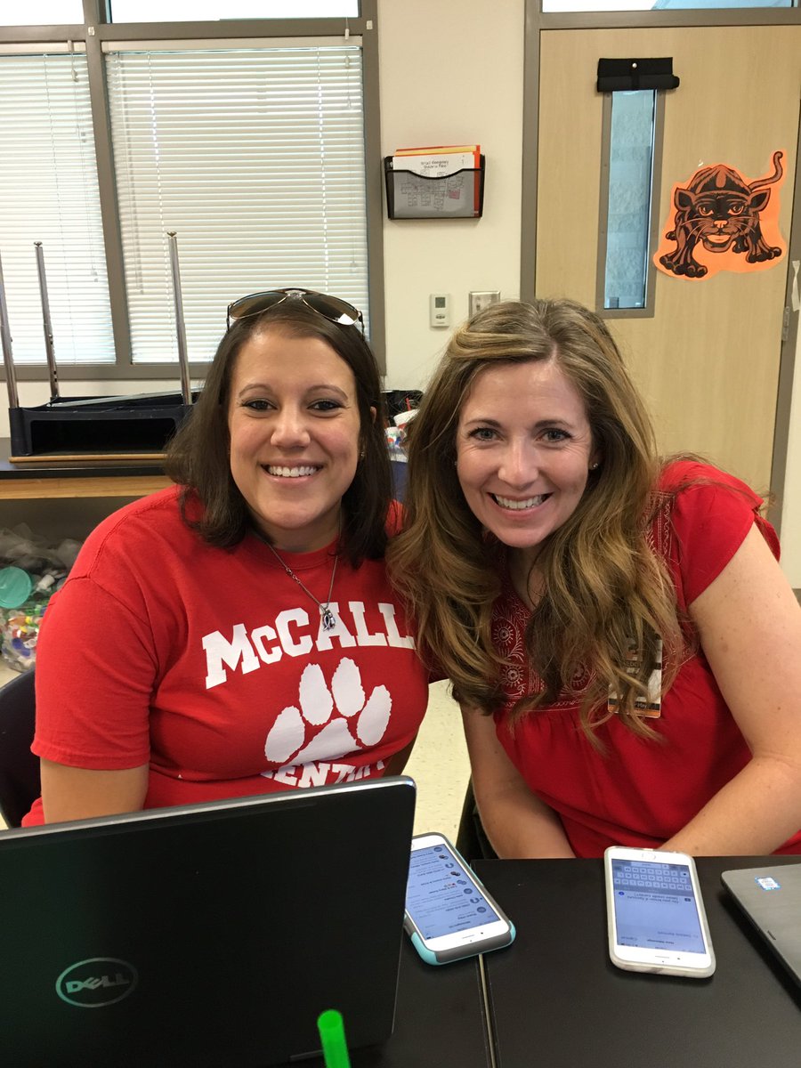casi_faulk's tweet photo. All things Promethean with my new teammates! #mccallfamily #activpd #jeneti https://t.co/MsWJ4JAWoo