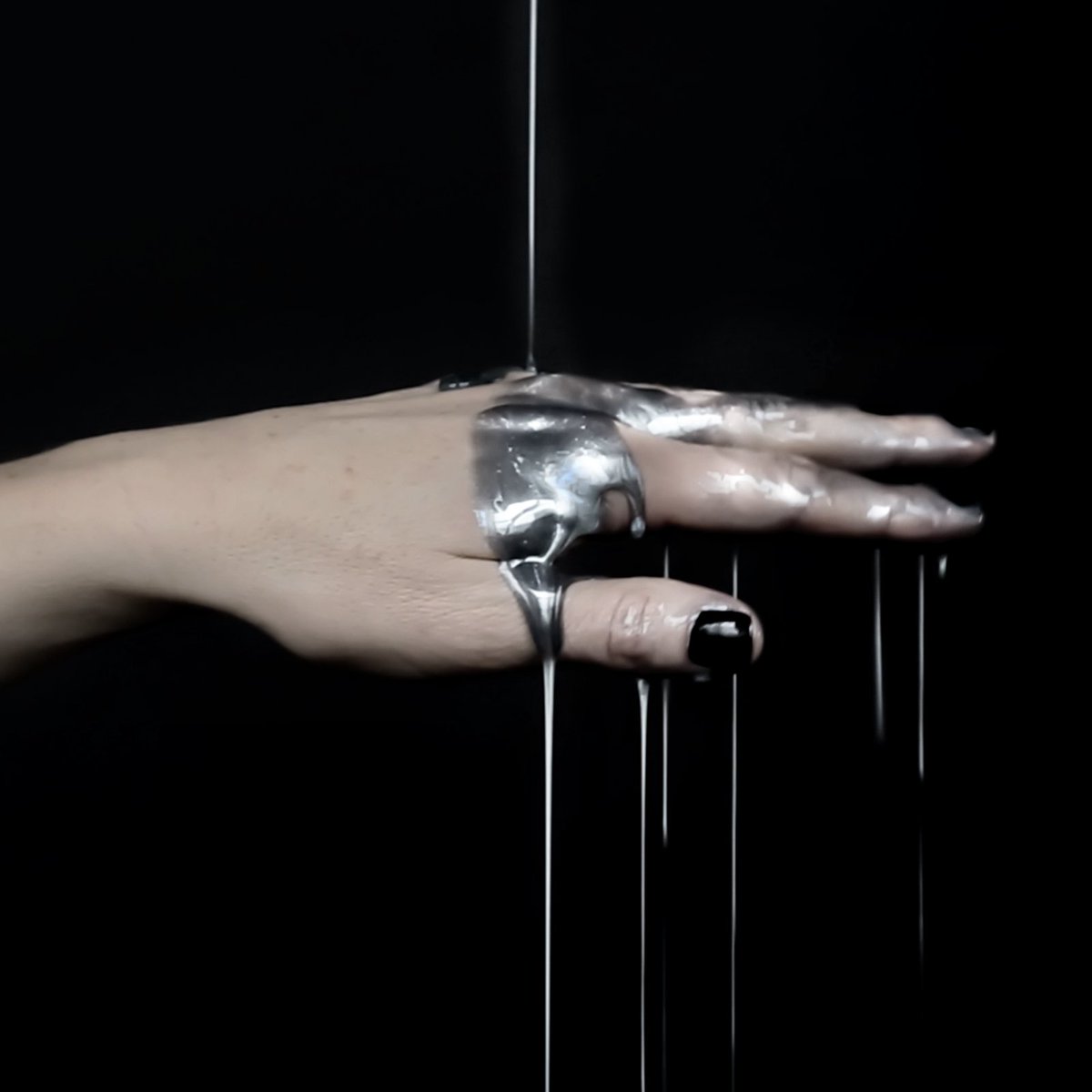 MYGOLDMASK's tweet image. new Dangerous EP out 8/25 on Moon Sounds Records feat unreleased tracks + rmx by @winkieband + @Zelenka101 preorder: moonsoundsrecords.bandcamp.com/album/dangerou…